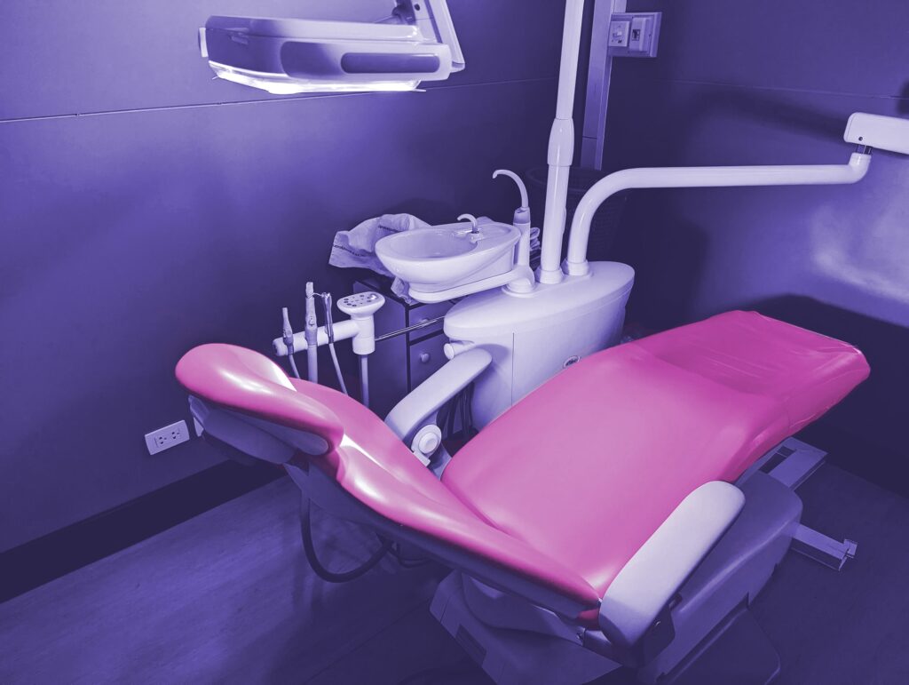 Consultation en chirurgie bucco-dentaire avec Dr Solène Vo Quang